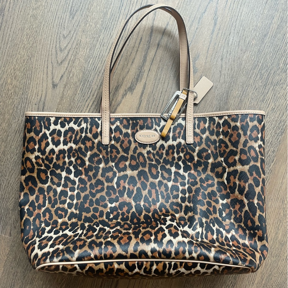 COPY - Coach Leopard Print leather tote